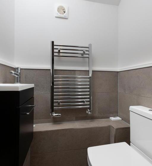 Stag Cottage, Sea Wall