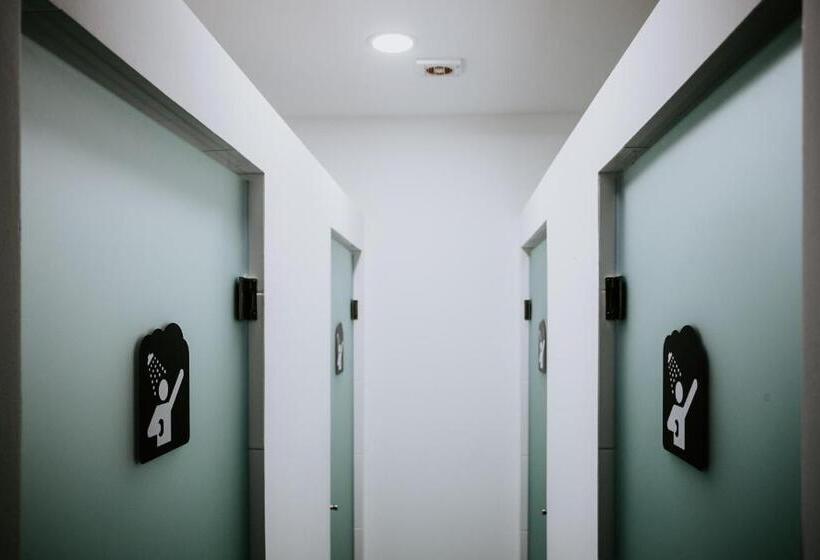 هاستل Dreams House