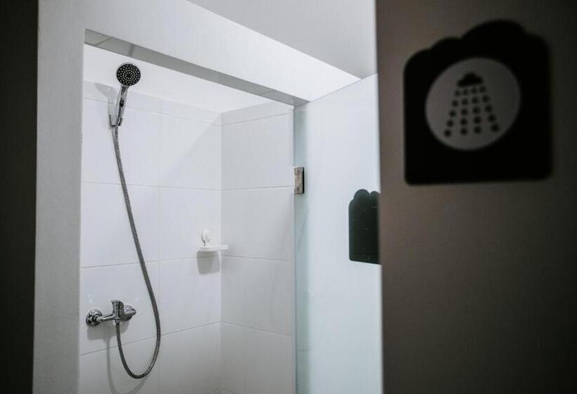 هاستل Dreams House