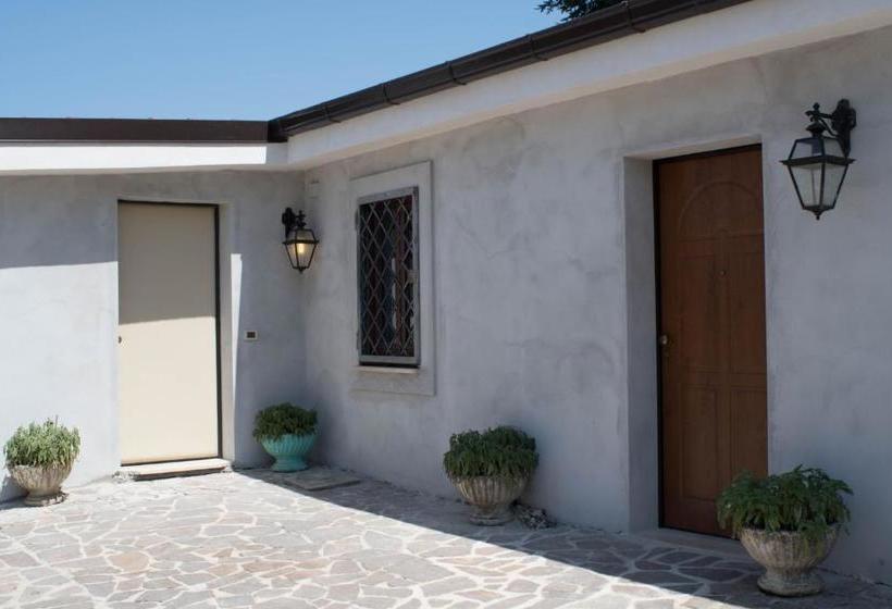 Bed And Breakfast Garofalo Rooms Castelli Romani