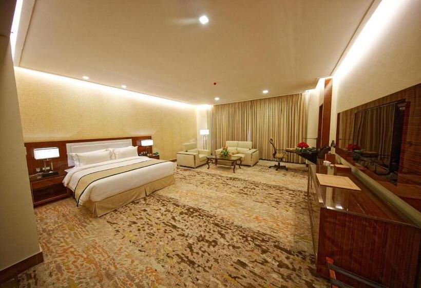 هتل Royal Swiss Lahore