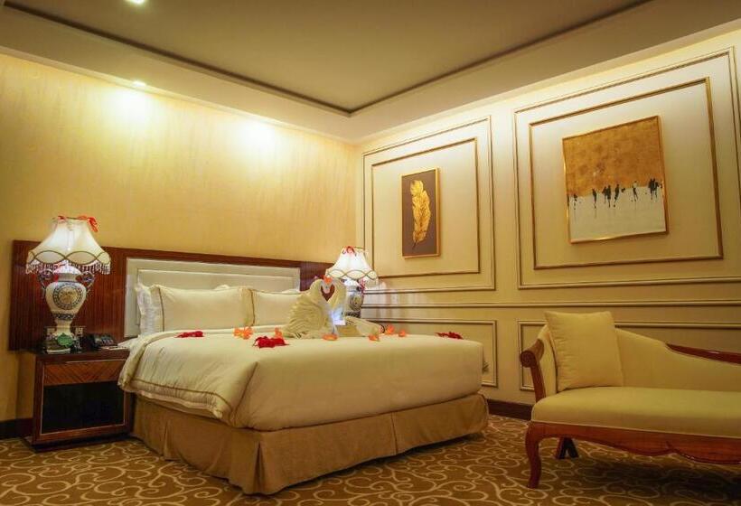 هتل Royal Swiss Lahore