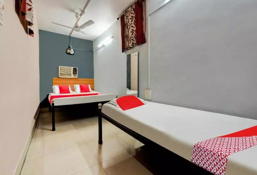 ホテル Spot On 49981 Krishna Inn