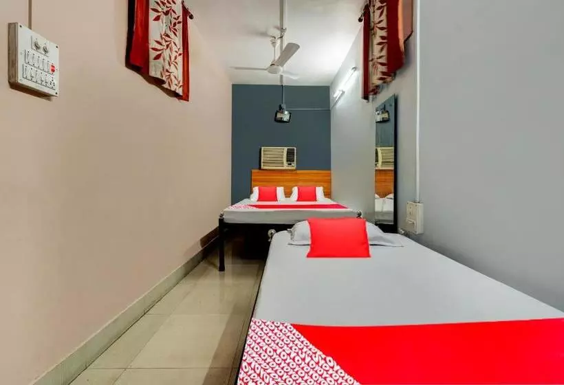 ホテル Spot On 49981 Krishna Inn
