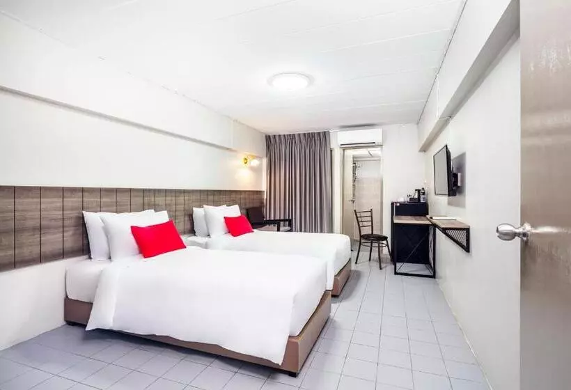 Livotel Express Hotel Ramkhamhaeng 50 Bangkok   No Parking