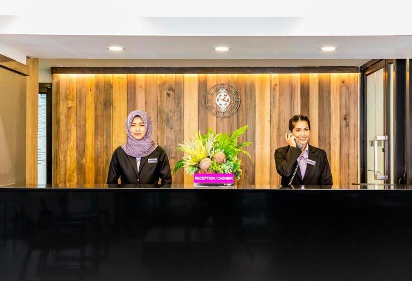 Livotel Express Hotel Ramkhamhaeng 50 Bangkok   No Parking