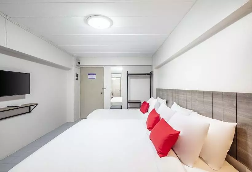 Livotel Express Hotel Ramkhamhaeng 50 Bangkok   No Parking