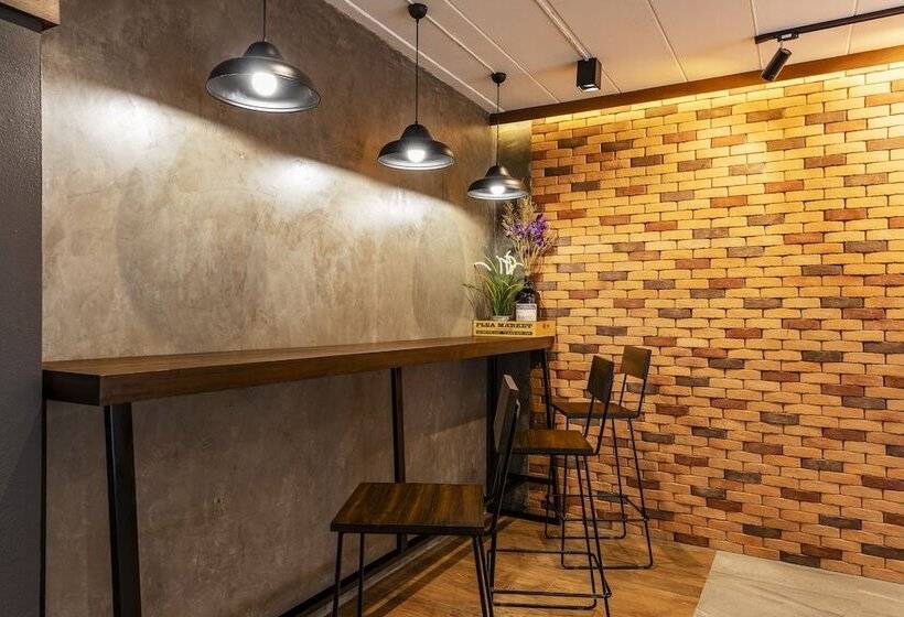 Livotel Express Hotel Ramkhamhaeng 50 Bangkok   No Parking