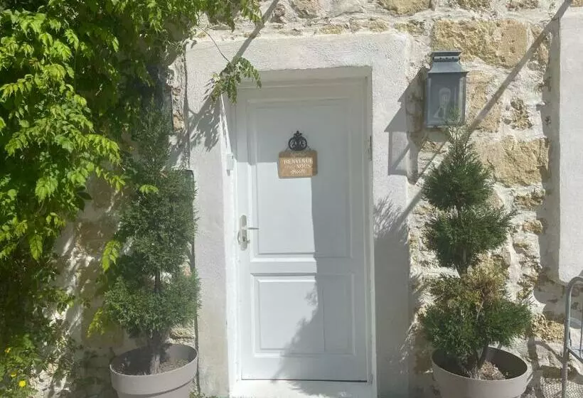 Appt 2 Pieces Dans Mas Provençal