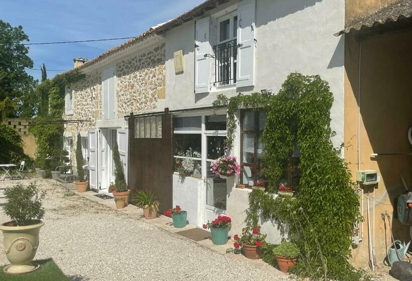 Appt 2 Pieces Dans Mas Provençal