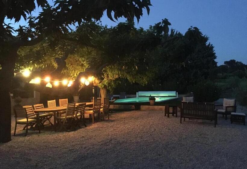 Appt 2 Pieces Dans Mas Provençal