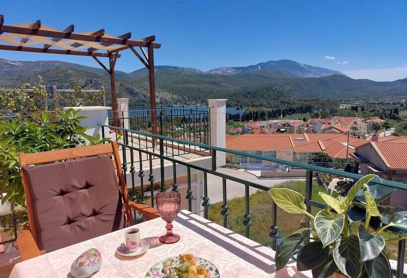 Argostoli Apartments