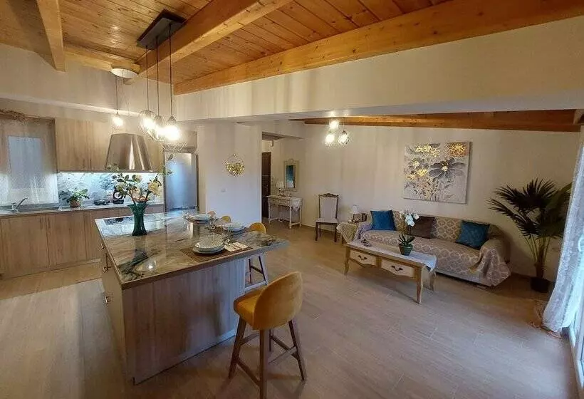 Argostoli Apartments