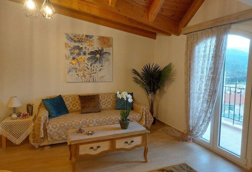 Argostoli Apartments