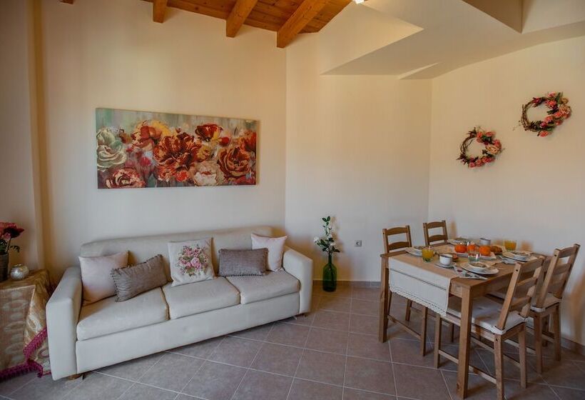 Argostoli Apartments