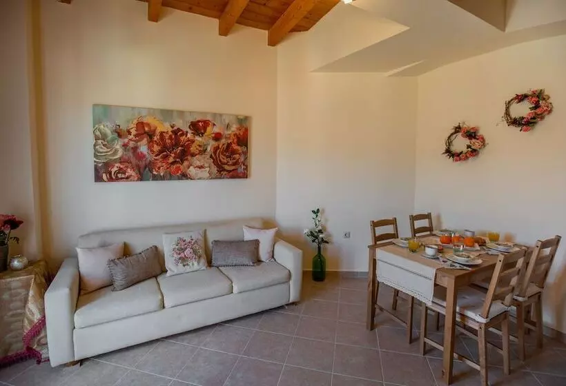 Argostoli Apartments