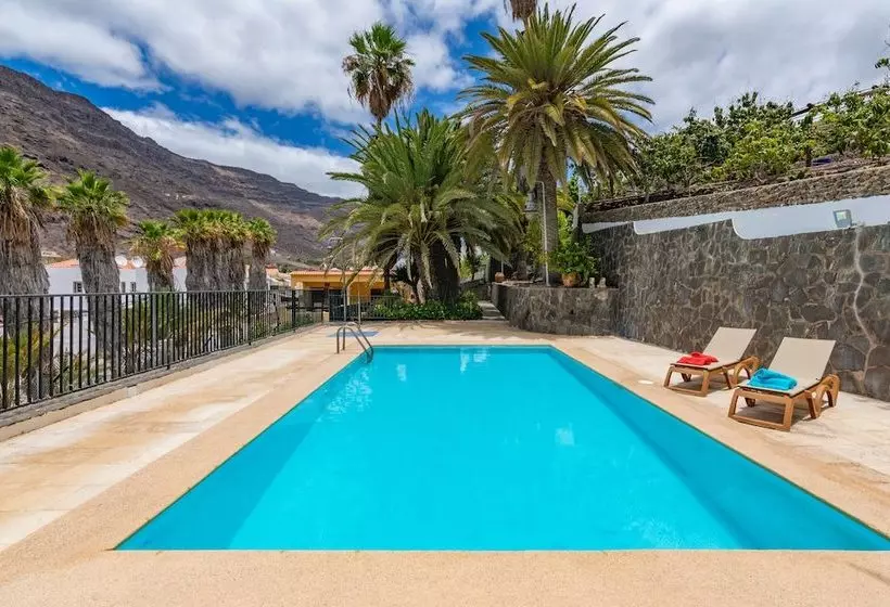 Casa De Vacaciones Piscina Compartida En Mogán Iii