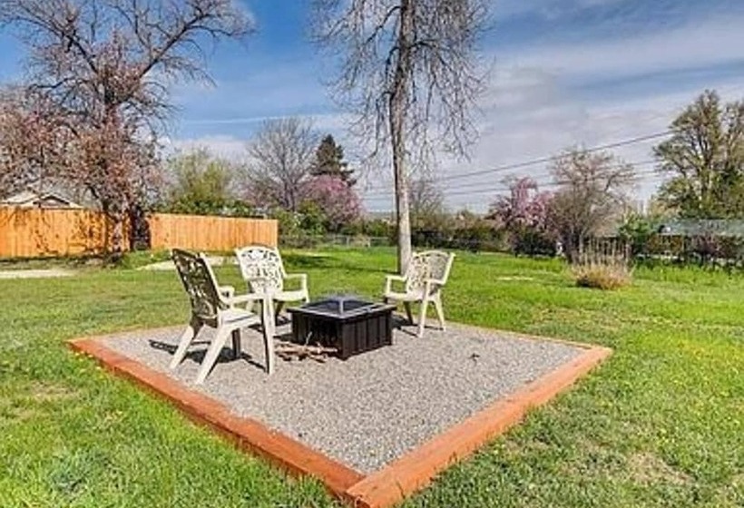 Discovery Park House