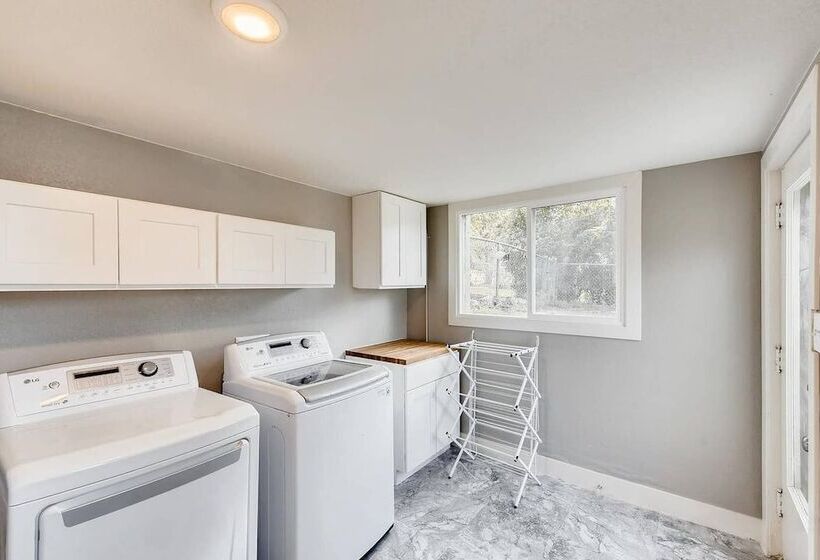 Discovery Park House