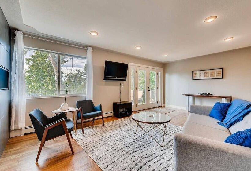 Discovery Park House