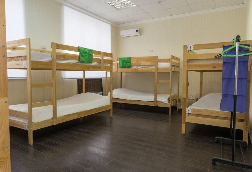 Hostel Propolis