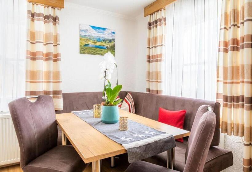 فندق Biobauernhof Tonimörtl