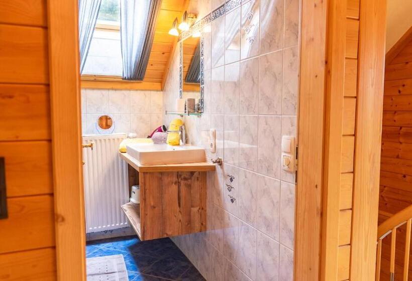 فندق Biobauernhof Tonimörtl