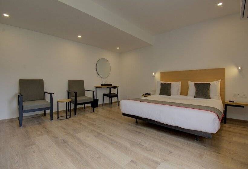 호텔 Sahaj Palace By Oyo Rooms