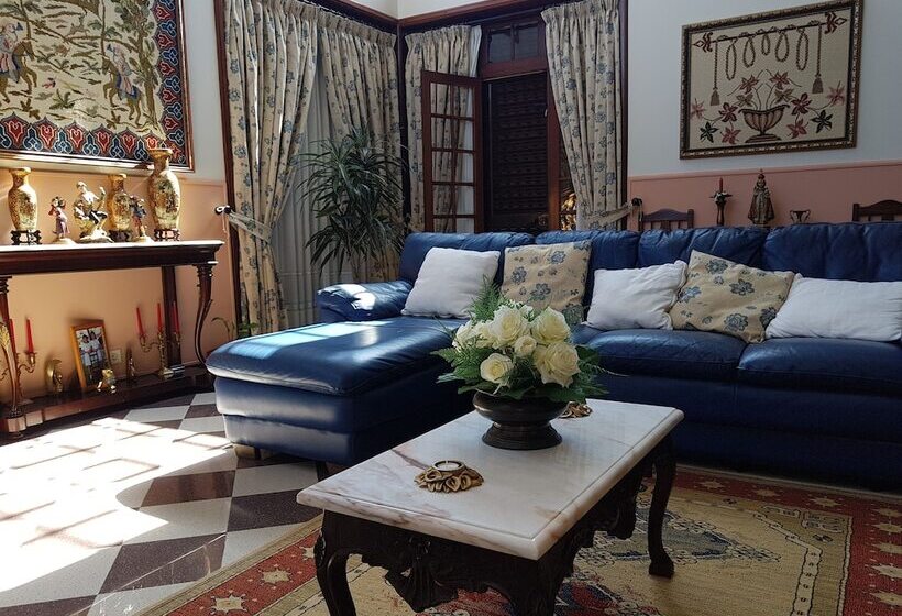 پانسیون Casa Marques