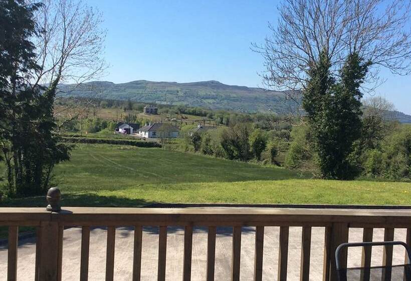 Panzió Melvin Country House