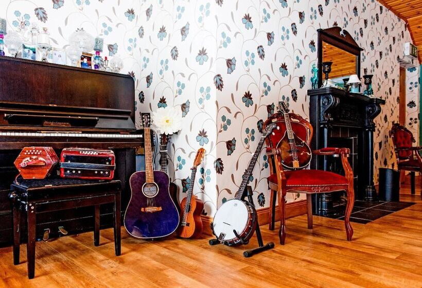 Panzió Melvin Country House