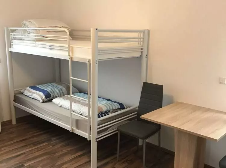 پانسیون Monteurzimmer