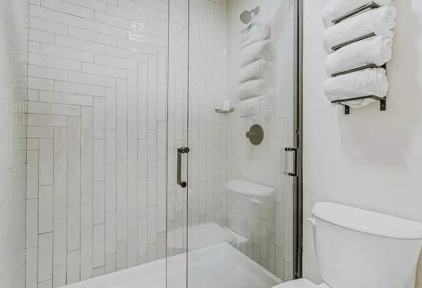 Gulf Hills Hotel & Resort