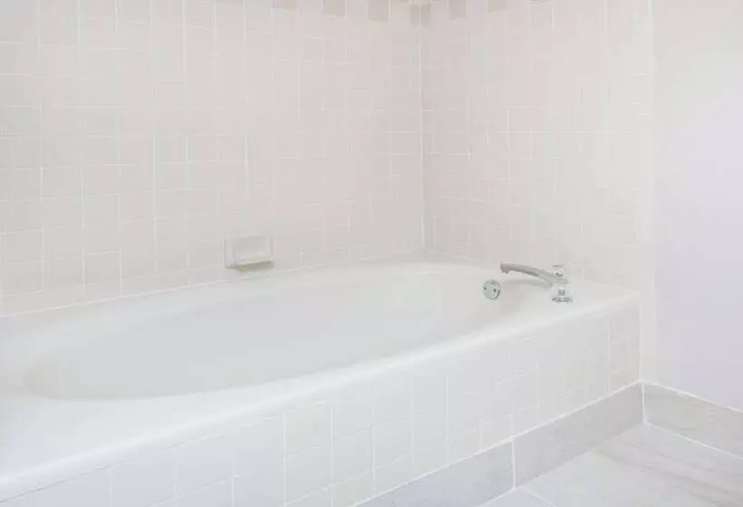 酒店 Baymont By Wyndham Clarksville Northeast