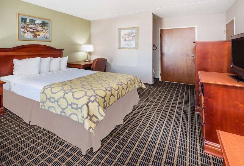 בית מלון כפרי Baymont By Wyndham Clarksville Northeast