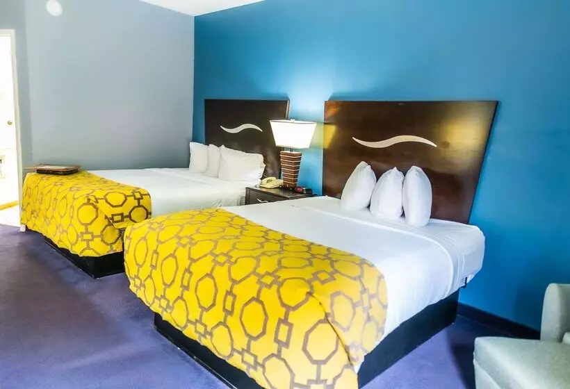 Hotel Baymont By Wyndham London Ky