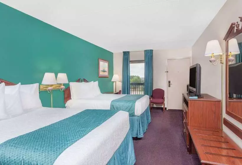 Hotel Baymont By Wyndham London Ky