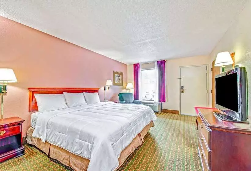 호텔 Baymont By Wyndham Mcdonough