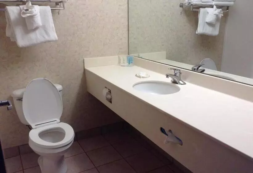 Bayside Hotel Of Mackinac