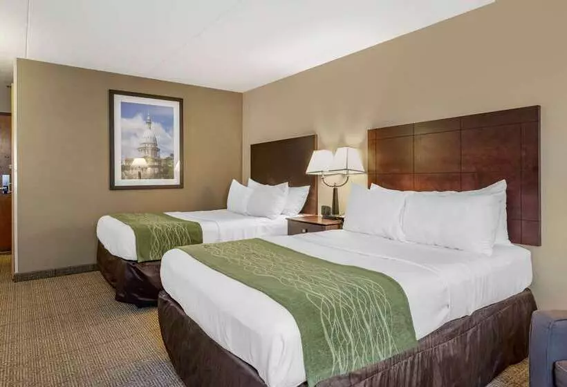 Отель Comfort Inn