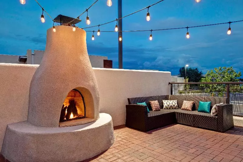 Отель Fairfield Inn & Suites By Marriott Santa Fe