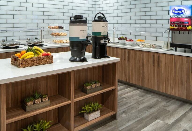 Szálloda Four Points By Sheraton Alexandria