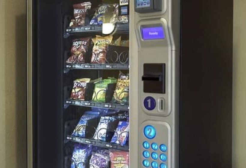 هتل Galleria Palms Orlando Free Theme Park Shuttles