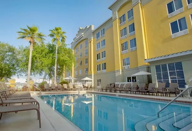 酒店 Galleria Palms Orlando   Free Theme Park Shuttles