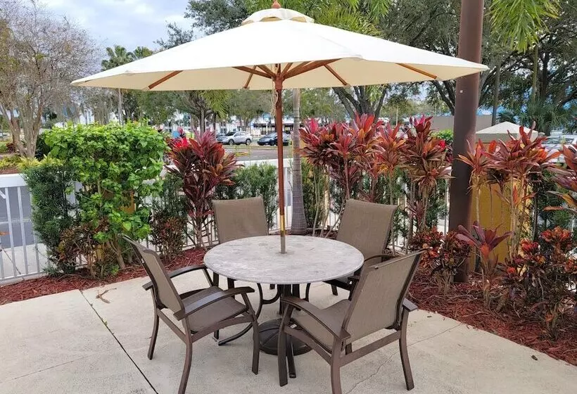 酒店 Galleria Palms Orlando   Free Theme Park Shuttles