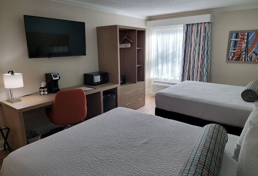 هتل Galleria Palms Orlando Free Theme Park Shuttles