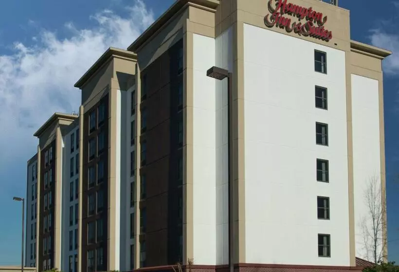 هتل Hampton Inn & Suites Jackson Coliseum