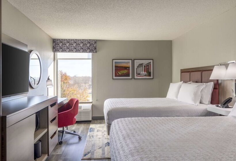 Отель Hampton Inn Athens