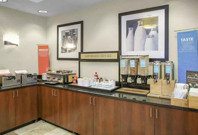 Отель Hampton Inn Chicago Elgin / I90