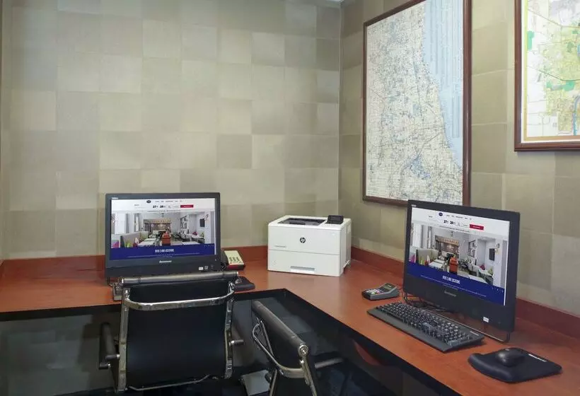 Отель Hampton Inn Chicago Elgin / I90